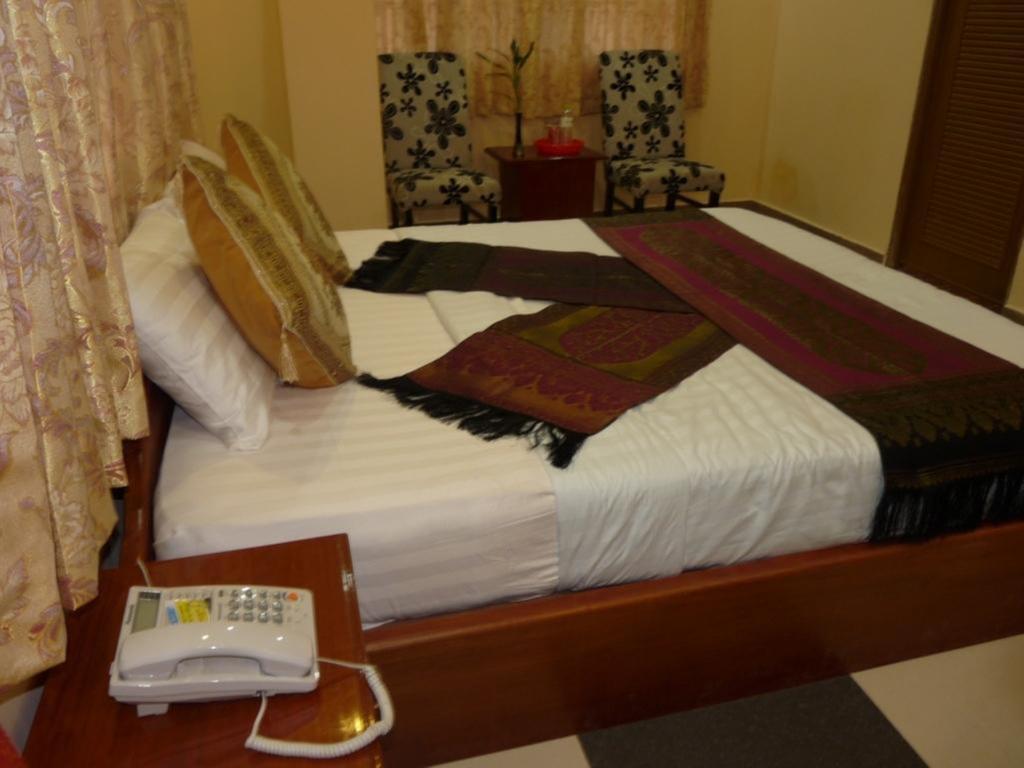 Hi Land Hotel Phnom Penh Ruang foto