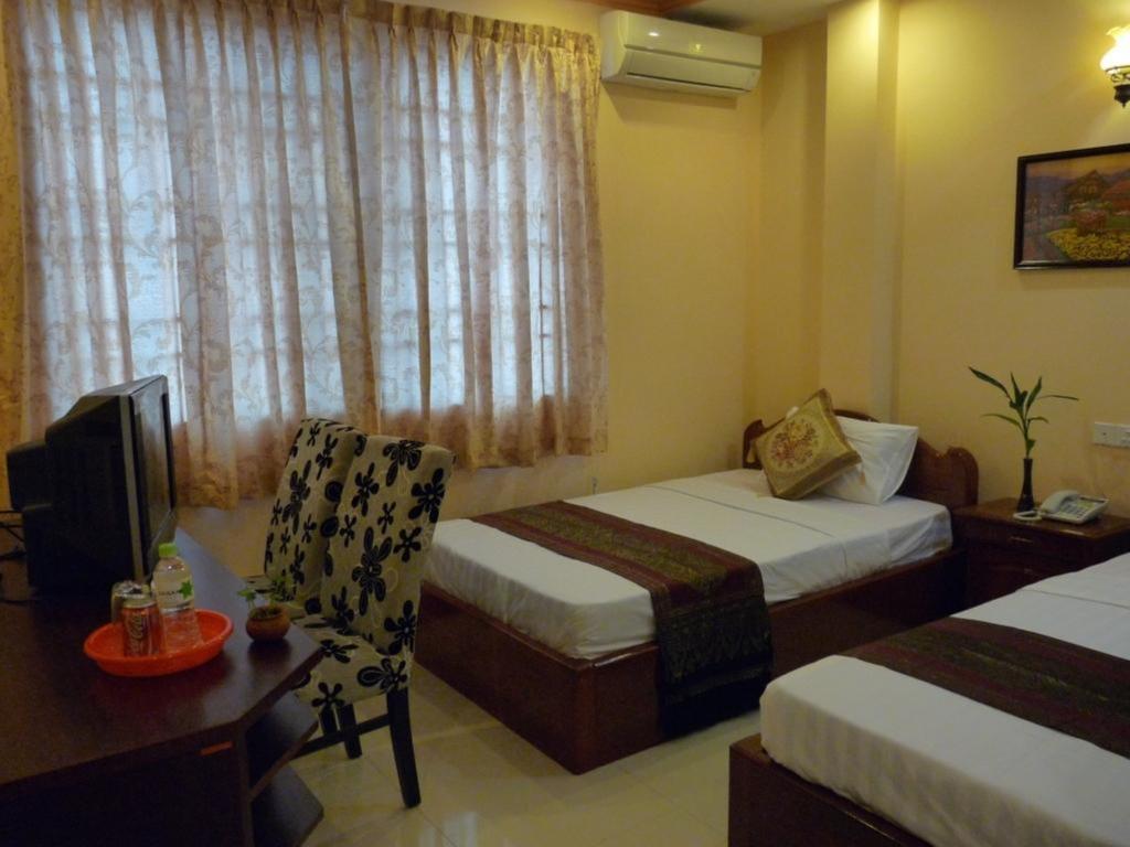 Hi Land Hotel Phnom Penh Ruang foto