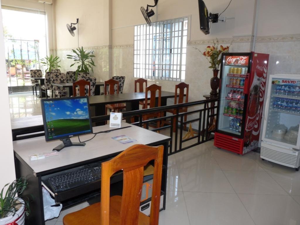 Hi Land Hotel Phnom Penh Bagian luar foto